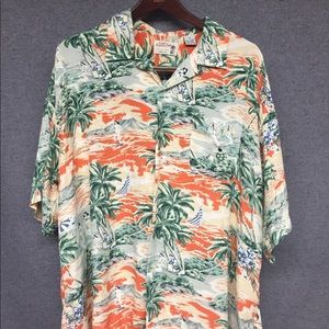 American Eagle outfitters Hawaiian T-shirt